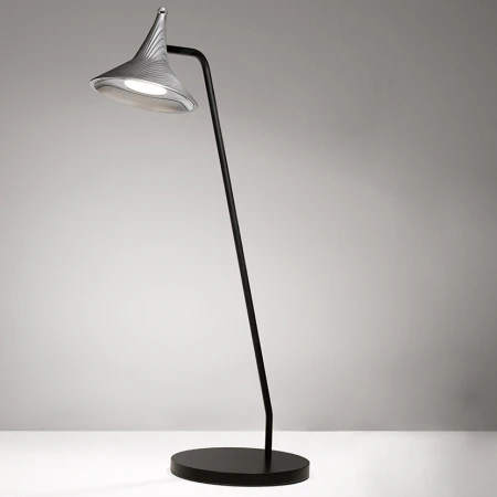 Настольная лампа Artemide 1945W10A UNTERLINDEN