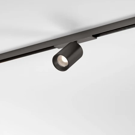 Трековый светодиодный светильник Elektrostandard Titan Line 85525/01 a069710